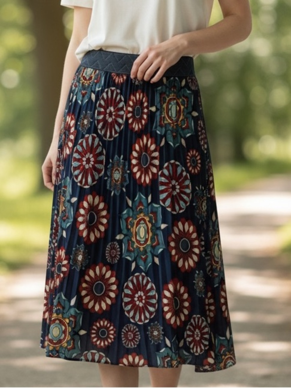 LuLaRoe Lola Pleated Midi Skirt Navy Multicolor Floral Mandala Boho XS